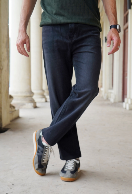 Men's Straight-Fit Denim Jeans – Faded Black
